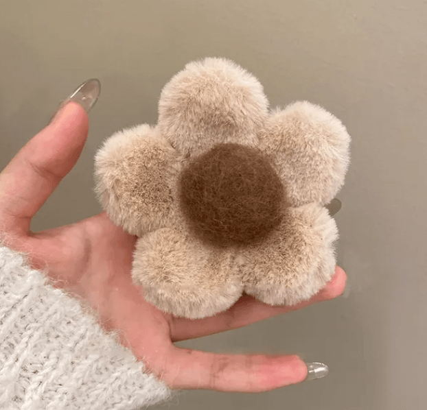 Plush Flower Claw Clips - Modiva Light Brown Modiva Plush Flower Claw Clips